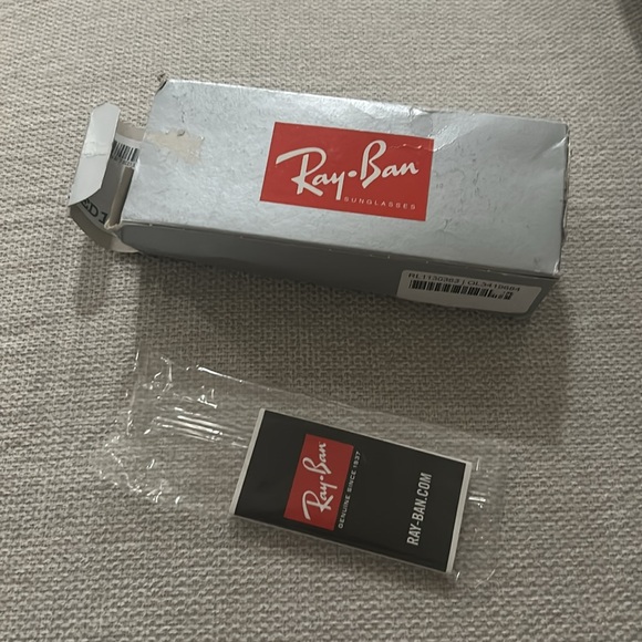 Ray-Ban RB3857 FRANK - Picture 11 of 13